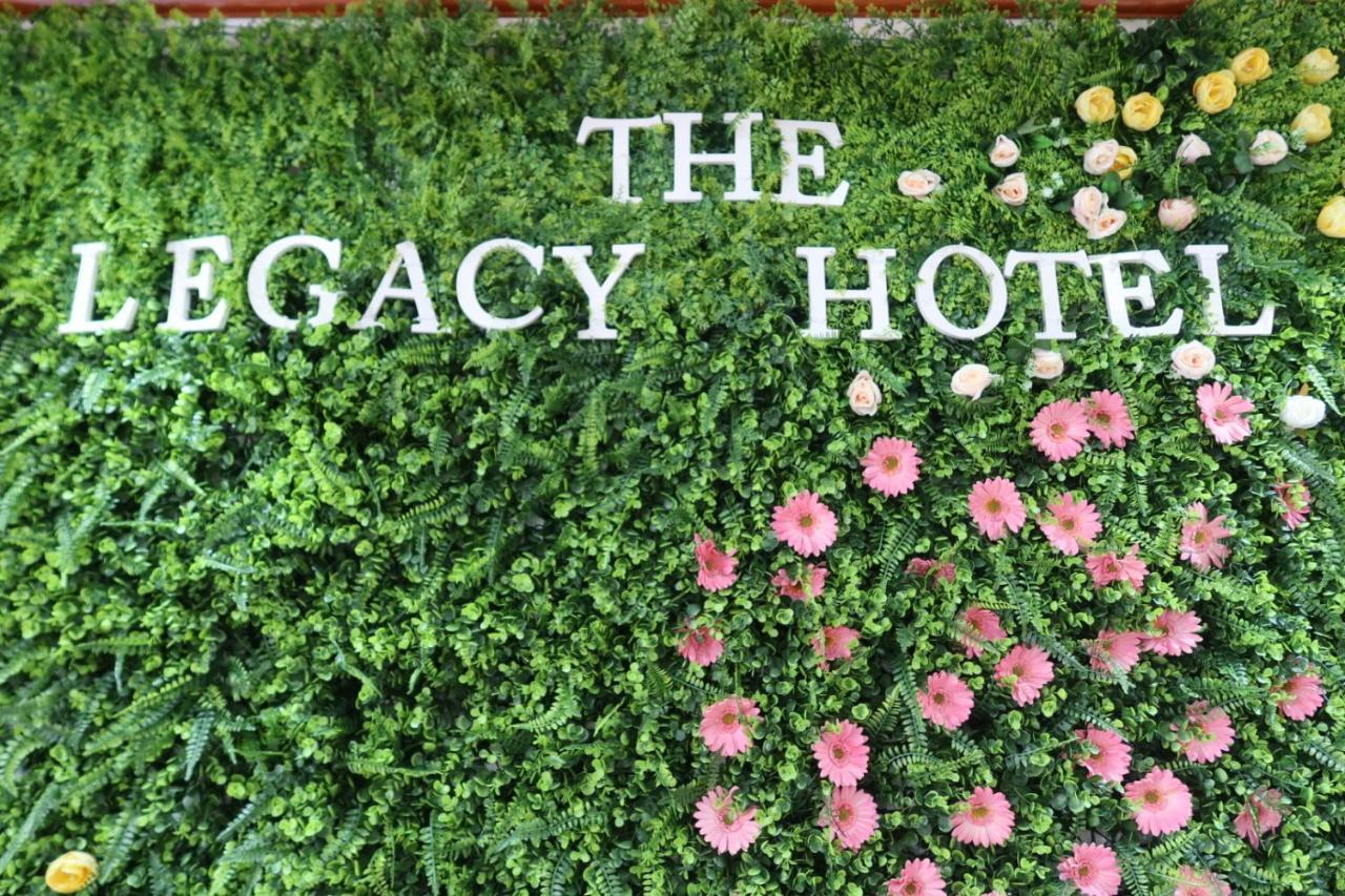 The Legacy Hotel Tayabas Екстер'єр фото