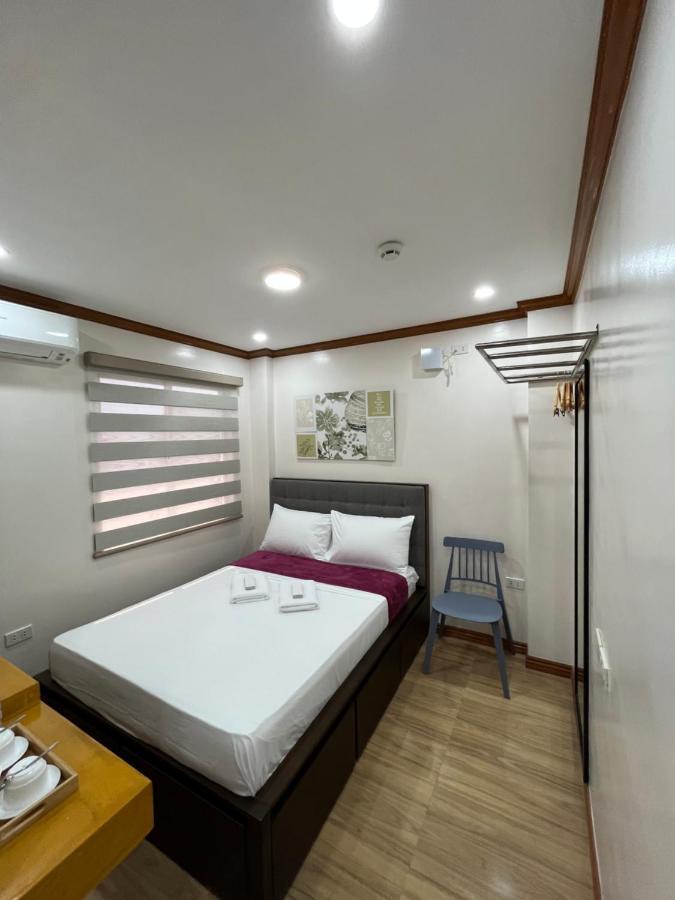 The Legacy Hotel Tayabas Номер фото